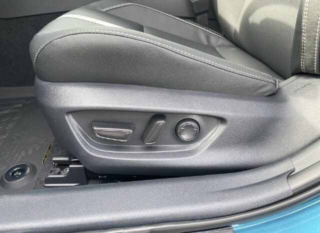 
								Toyota Camry full									