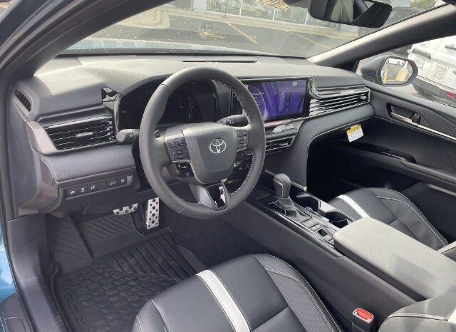 
								Toyota Camry full									