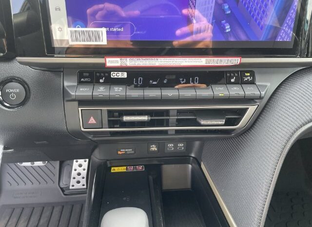 
								Toyota Camry full									