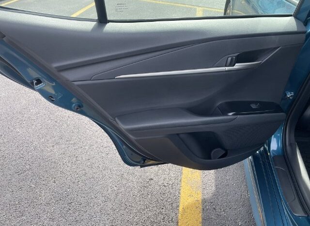 
								Toyota Camry full									