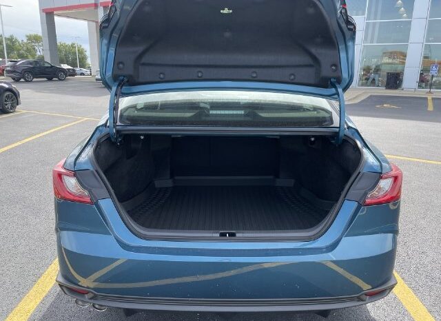 
								Toyota Camry full									