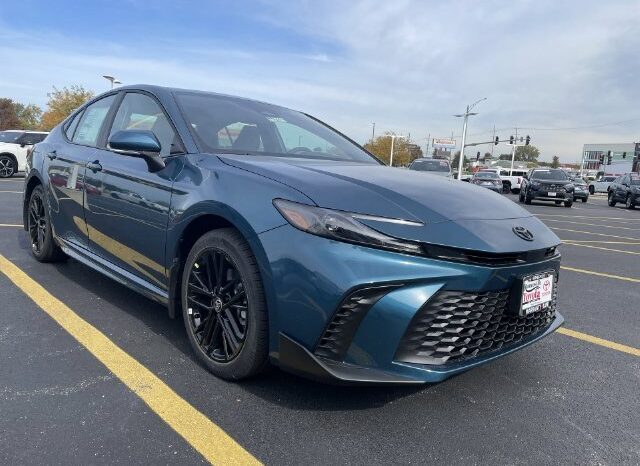 
								Toyota Camry full									