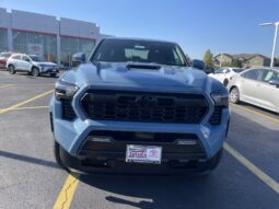 
										Toyota Tacoma full									