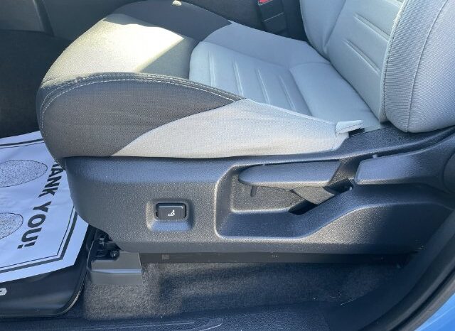 
								Toyota Tacoma full									