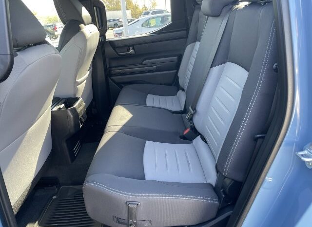 
								Toyota Tacoma full									