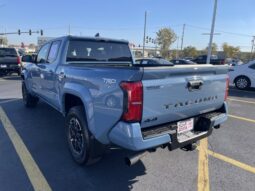 
										Toyota Tacoma full									
