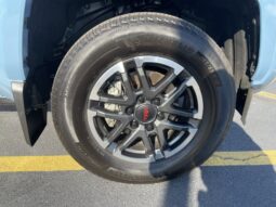 
										Toyota Tacoma full									