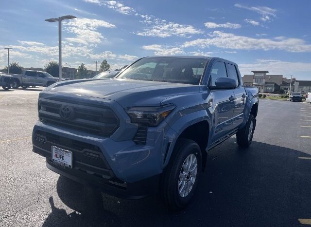 
								Toyota Tacoma full									