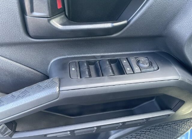 
								Toyota Tacoma full									