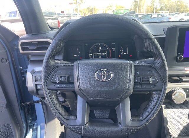 
								Toyota Tacoma full									