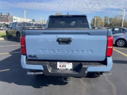 
										Toyota Tacoma full									