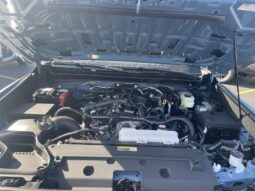 
										Toyota Tacoma full									