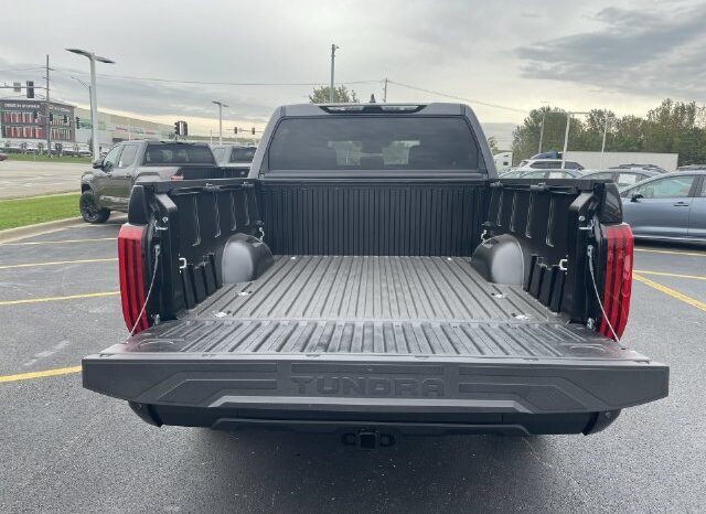 
								Toyota Tundra full									