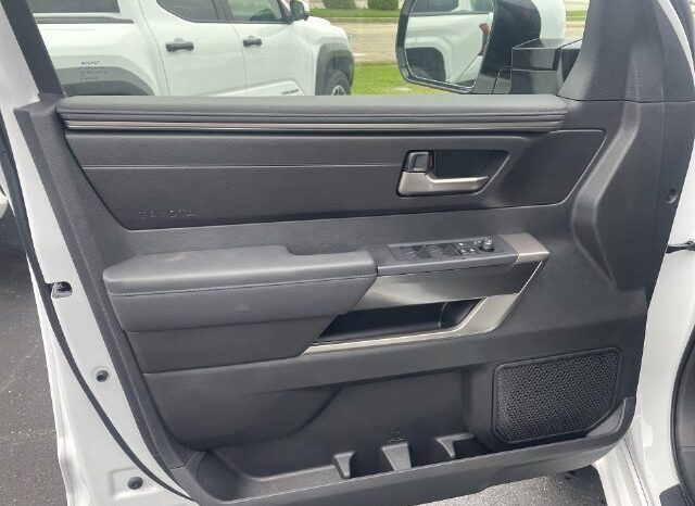 
								Toyota Tundra full									