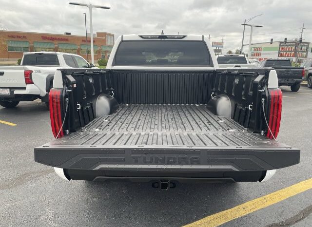 
								Toyota Tundra full									