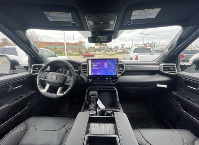 
								Toyota Tundra full									