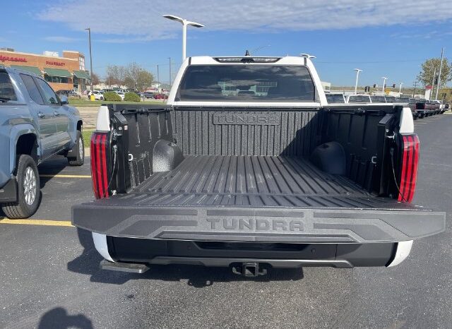 
								Toyota Tundra full									