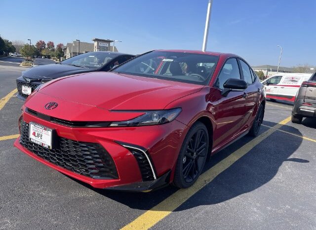 
								Toyota Camry full									