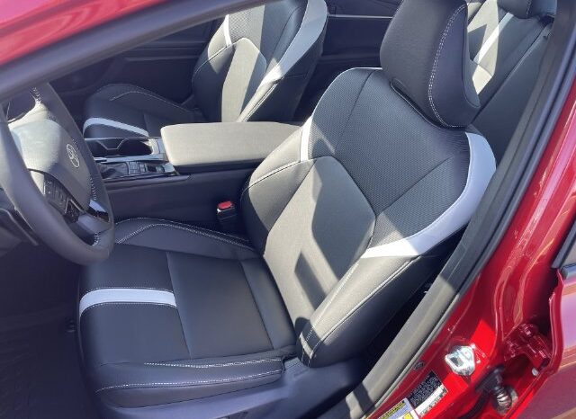 
								Toyota Camry full									