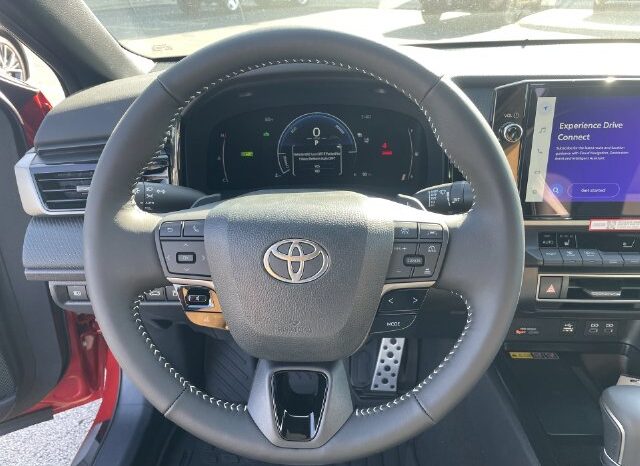 
								Toyota Camry full									