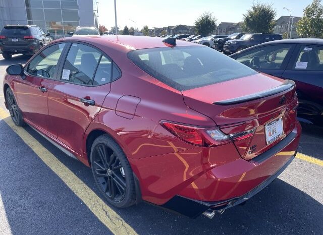 
								Toyota Camry full									