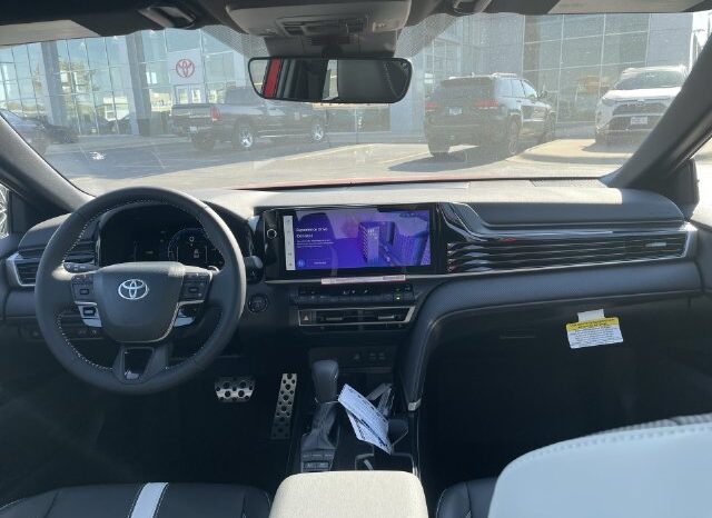
								Toyota Camry full									