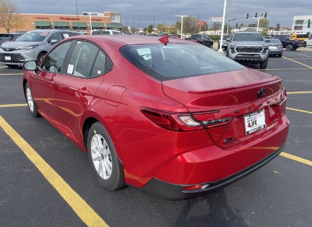 
								Toyota Camry full									