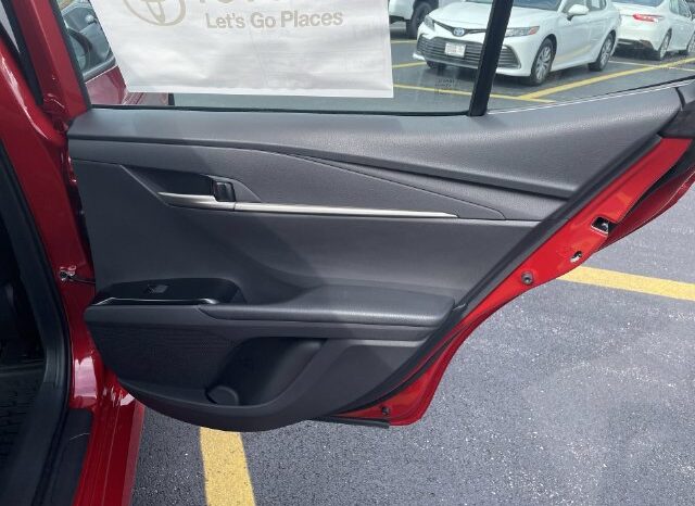 
								Toyota Camry full									