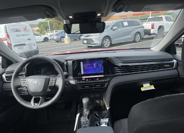 
								Toyota Camry full									