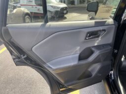 
										Toyota RAV4 full									