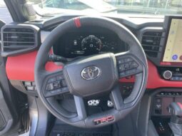 
										Toyota Sequoia full									