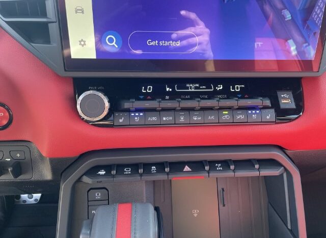 
								Toyota Sequoia full									