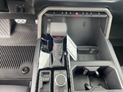 
										Toyota Tundra full									
