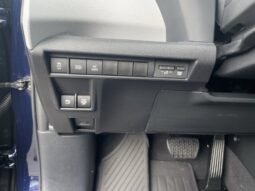 
										Toyota Sienna full									