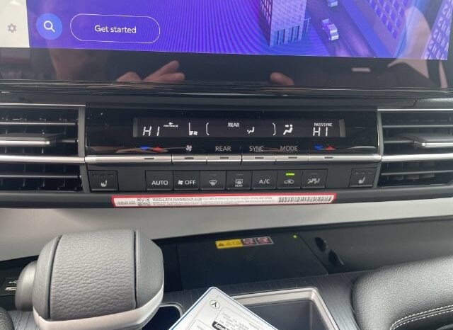 
								Toyota Sienna full									