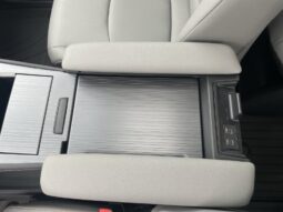 
										Toyota Sienna full									