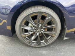
										Toyota Corolla Hatchback full									