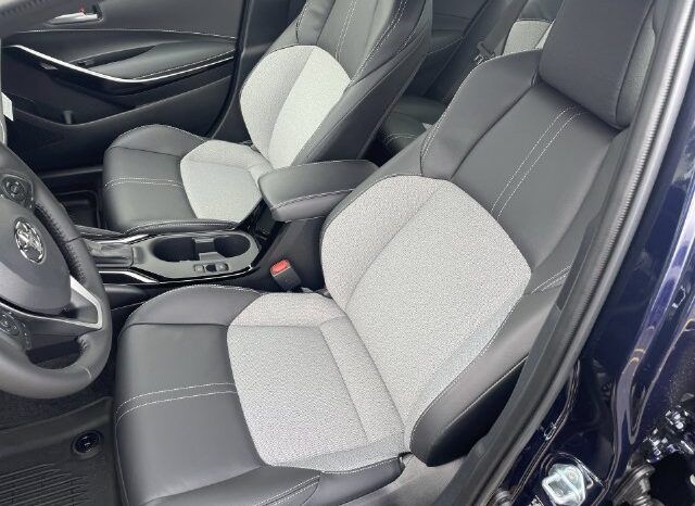 
								Toyota Corolla Hatchback full									