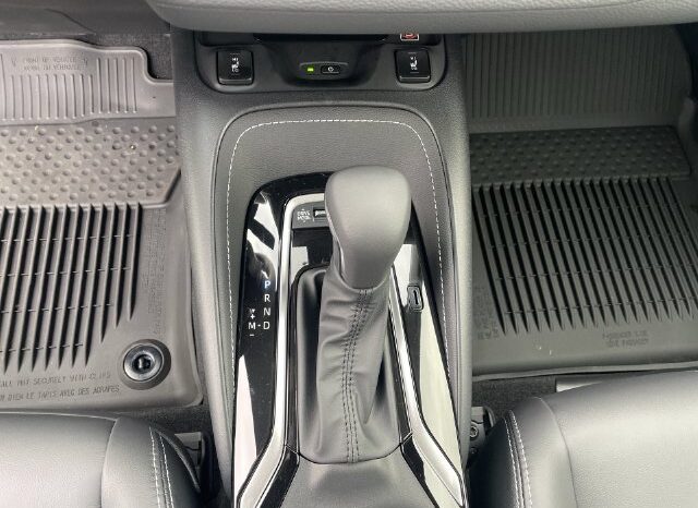 
								Toyota Corolla Hatchback full									