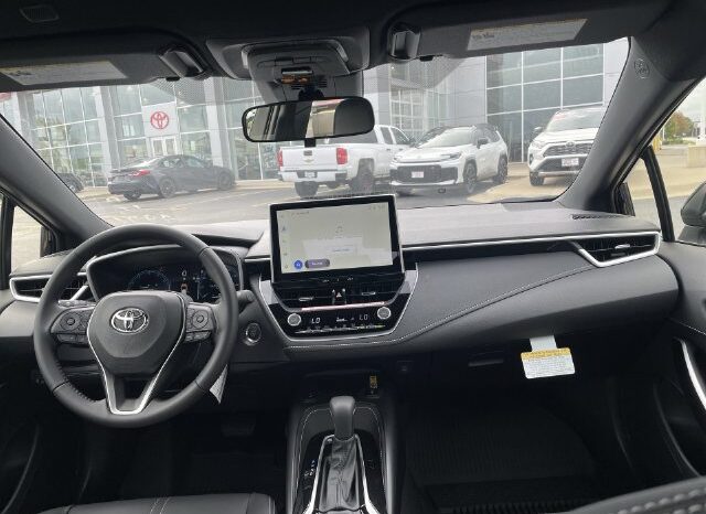 
								Toyota Corolla Hatchback full									