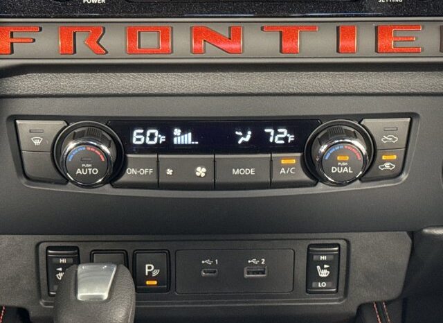 
								Nissan Frontier full									