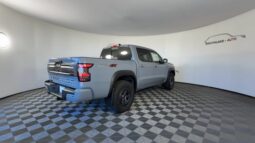 
										Nissan Frontier full									