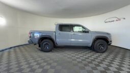 
										Nissan Frontier full									