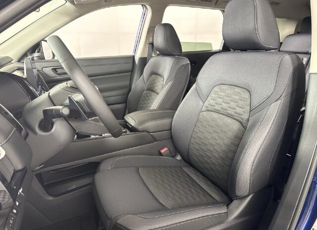 
								Nissan Pathfinder full									