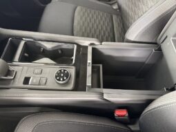 
										Nissan Pathfinder full									