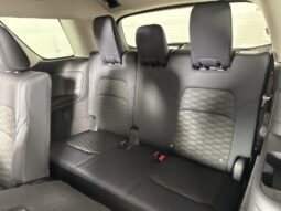 
										Nissan Pathfinder full									