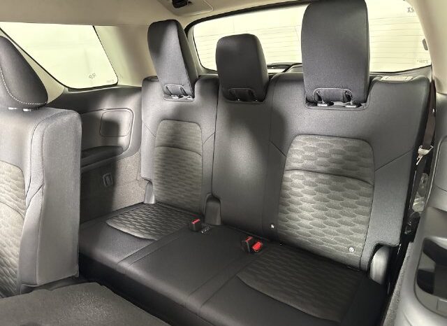 
								Nissan Pathfinder full									