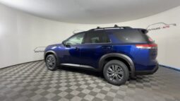 
										Nissan Pathfinder full									
