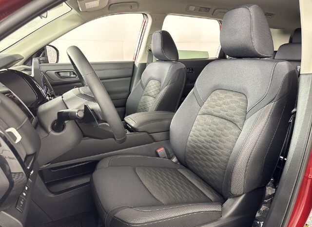 
								Nissan Pathfinder full									