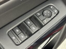 
										Nissan Pathfinder full									